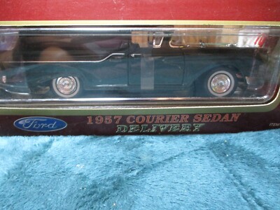 Yat Ming Deluxe Edition '57 Ford Courier Sedan Delivery Wagon Die