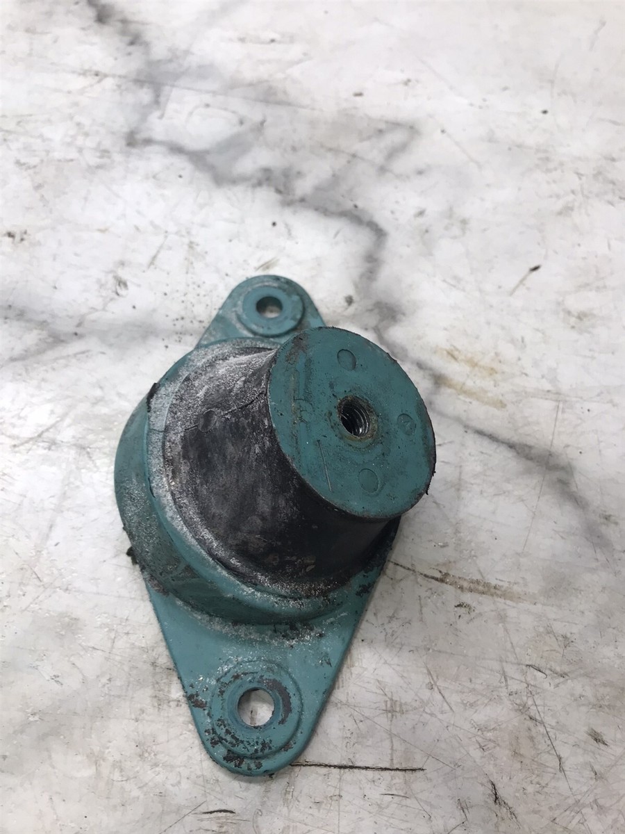 その他 2 01 Kawasaki ZXI 1100 ZXI1100 Jet Ski engine motor mount