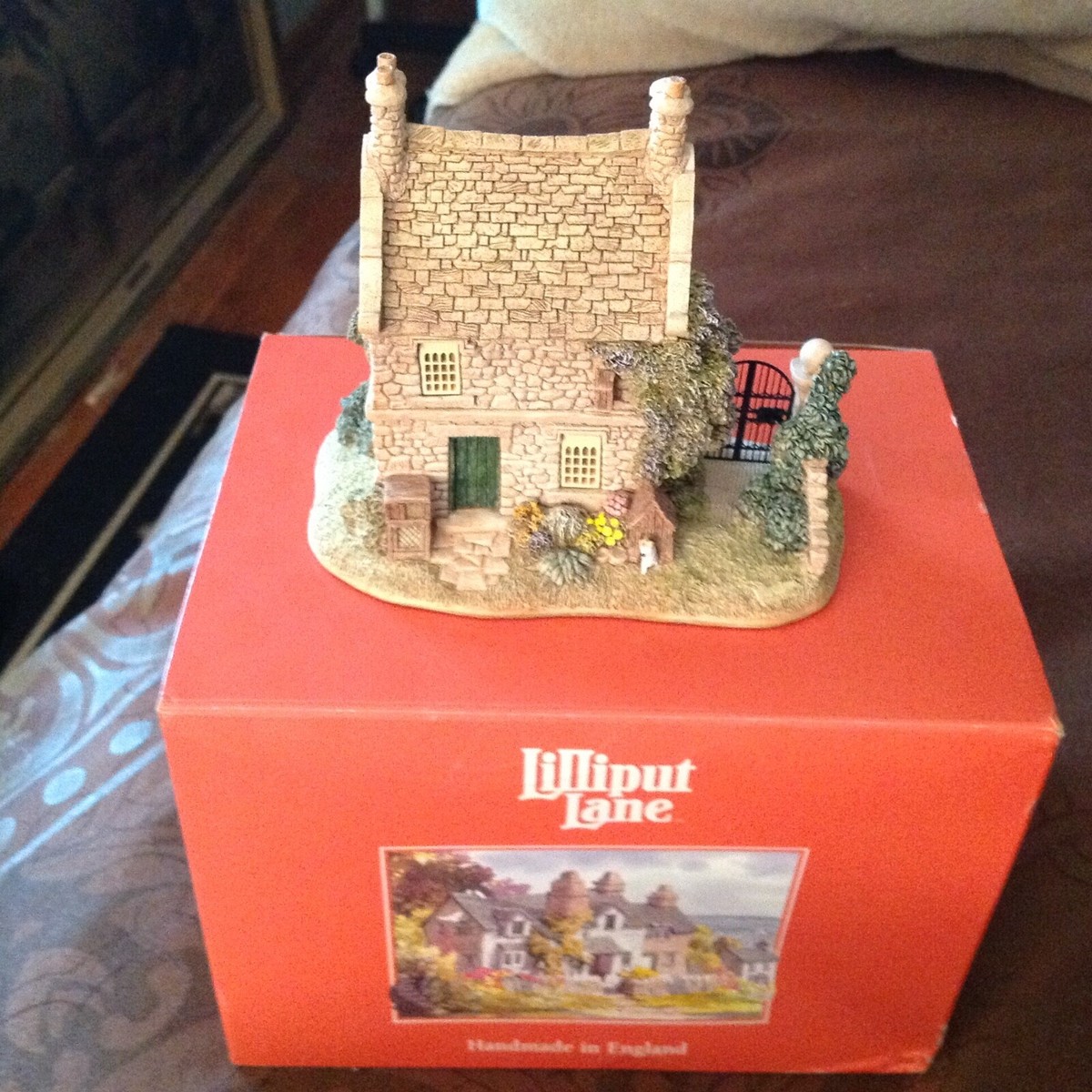 Lilliput Lane Sore Paws 置物 LILLIPUT LANE SORE PAWS NEW WITH BOX AND DEED | eBay