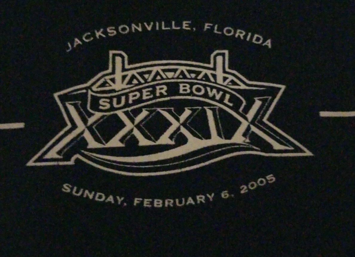 FILA New England Patriots Two In A Row 2005 Super Bowl XXXlX T Shirt Uomo Taglia Large