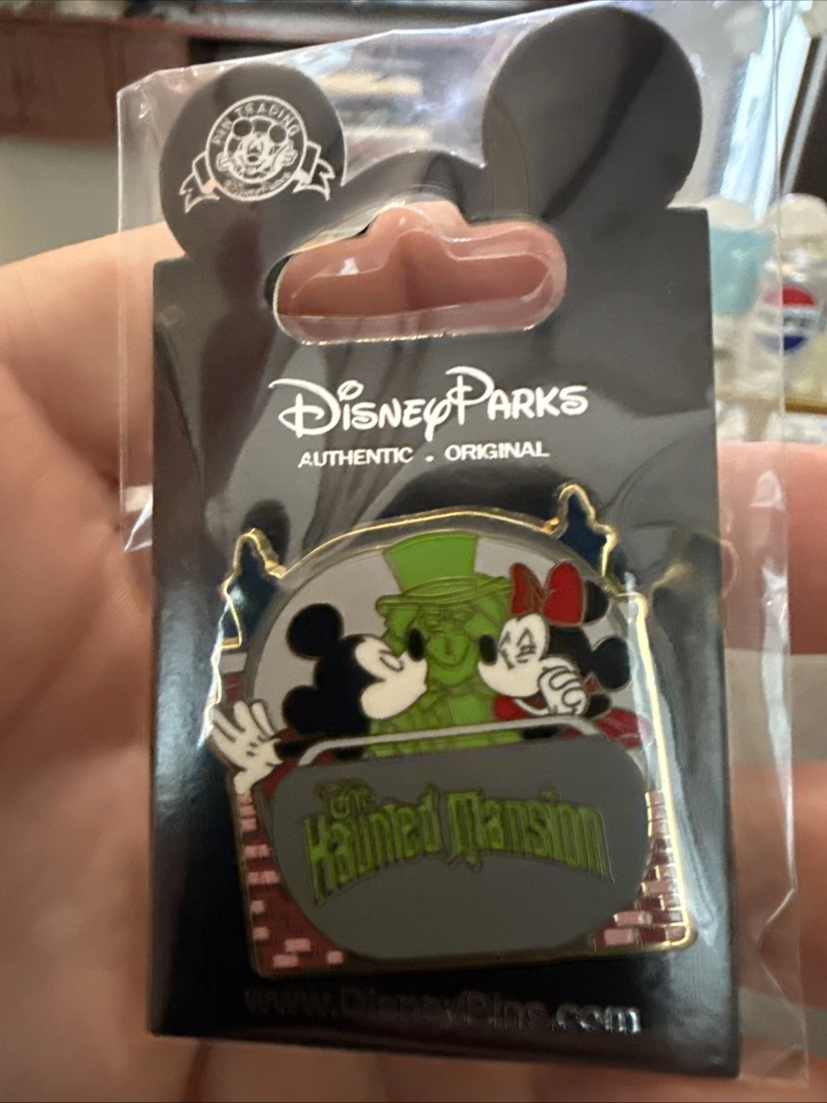Disney Pin Mickey & Minnie Mouse with Phineas Haunted Mansions Pin