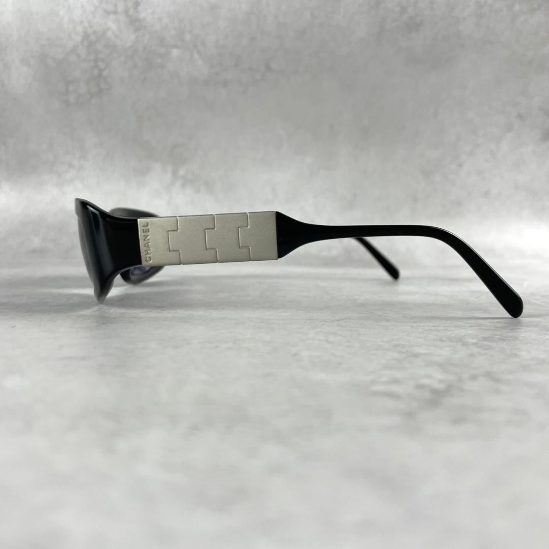 CHANEL 13135 Square Metal Sunglasses Black Silver Frame Blue