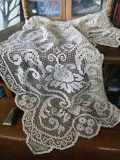 GORGEOUS Vintage Hand Made Lace Table,Buffet or Dresser Runner,Cream Darned Lace
