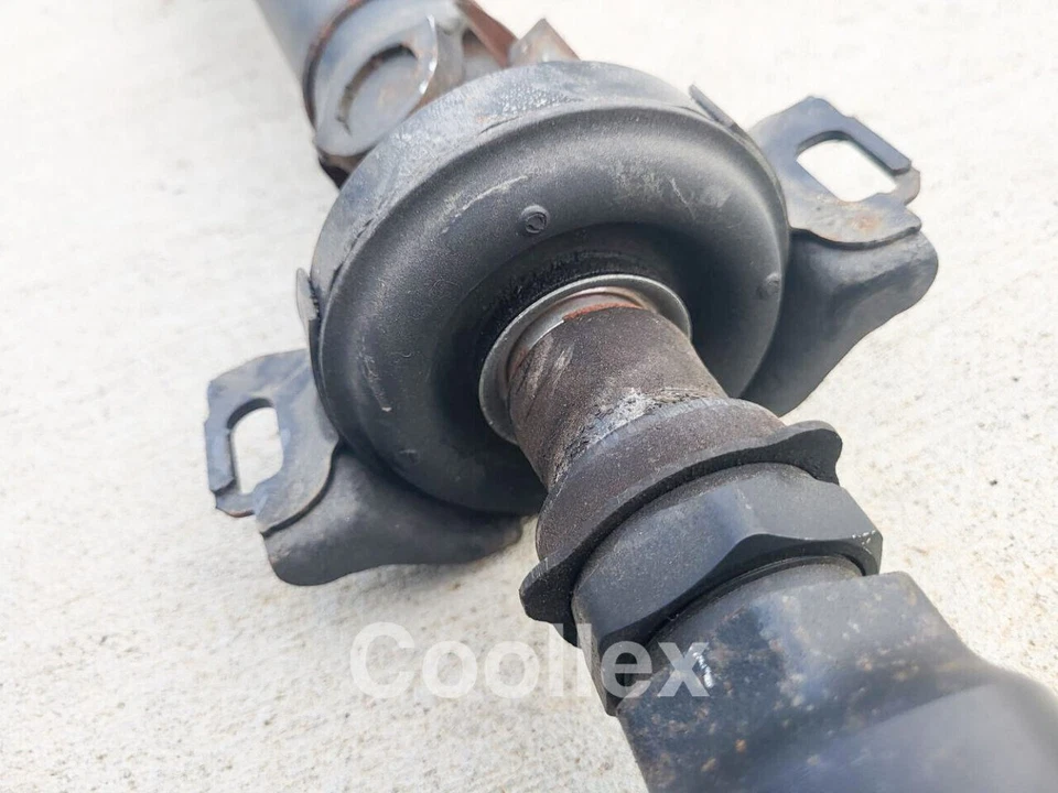 /\ 06-13 Eje de transmisión Lexus Is350 tracción trasera con cojinete central 37100-53091 OEM Foto 3 de 4