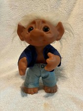 Vintage Thomas Dam 1977 9" White Hair Troll Doll 604 in Blue Felt Outfit