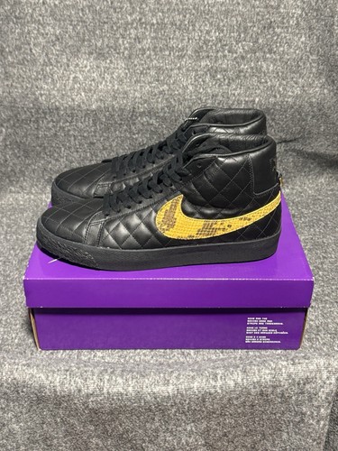 Supreme Nike SB Zoom Blazer Mid