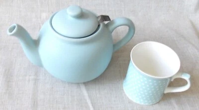 THEIERE ET TASSE MUG EN CERAMIQUE BLEU CLAIR - Photo 1/4