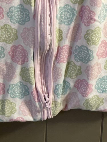 Halo Sleep Sack Swaddle Pink With Flowers Design Girls 0-6 Months (10-18 Lbs) - Picture 4 of 5
