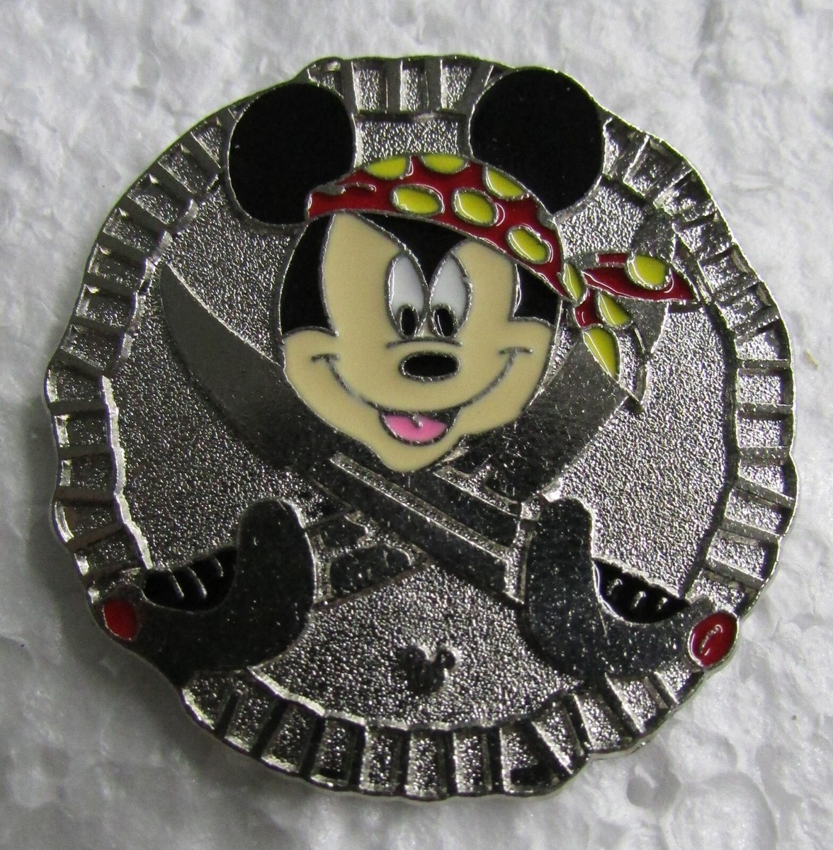 ミッキー 消防士 ピンバッジ DisneyPins ミッキー 消防士 ピンバッジ DisneyPins Disney pin 1385 Mickey