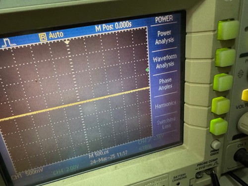 Osciloscopio de almacenamiento digital aislado Tektronix TPS2024 con TPS2PWR1 - Imagen 3 de 15