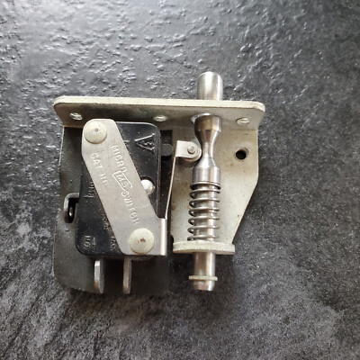 MICRO SWITCH 3AC1 DOOR SWITCH -NEW OPEN BOX