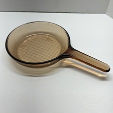 Corning Ware Visions Amber Pyrex 7" Waffle Bottom Fry Pan Made in USA Vintage