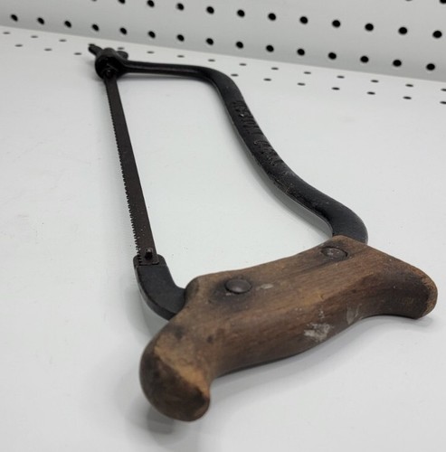 Antique Disston Dehorning Saw - Vintage Butcher / Farm Tool - Nice Shape! - Picture 9 of 10