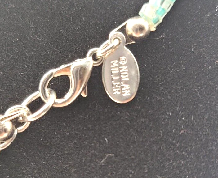 COLLAR COLGANTE DE DIAMANTES DE IMITACIÓN FLOR ESMALTE TONO ORO NOLAN MILLER AZUL FIRMADO 16" Foto 4 de 4