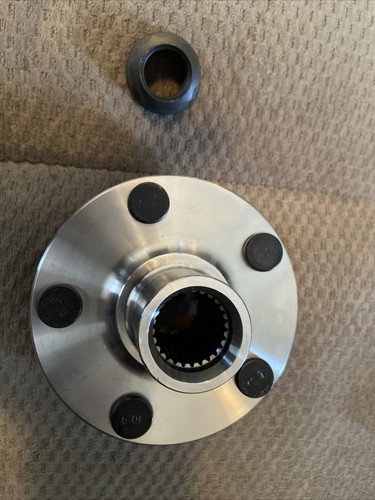 TRQ Front Wheel Hub Pair for Toyota Corolla Celica Matrix BHA52975 TRQ Front Wheel Hub Pair for Toyota Corolla Celica Matrix BHA52975