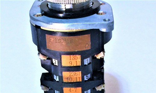FUJI ELECTRIC RC 310-1 / F-1MCH1B ROTARY SELECTOR / COMMUTATOR SWITCH - Picture 3 of 5