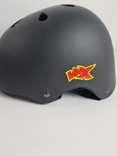 Variflex Aggressive Multi-Sport Helmet Black Medium NEW FREE POSTAGE - Bild 2 von 4