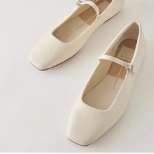 Dolce Vita Women's Reyes Ballet Flat Ivory