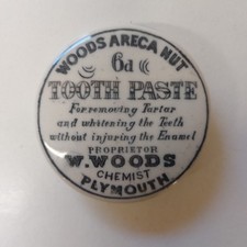 Antique W. Woods Areca Nut 6d Tooth Paste Pot Lid Chemist Plymouth