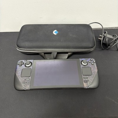 Valve Steam Deck 512GB LCD   Great Condition