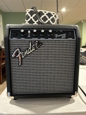Fender Frontman 10G 10-Watt Guitar Amplifier - Black