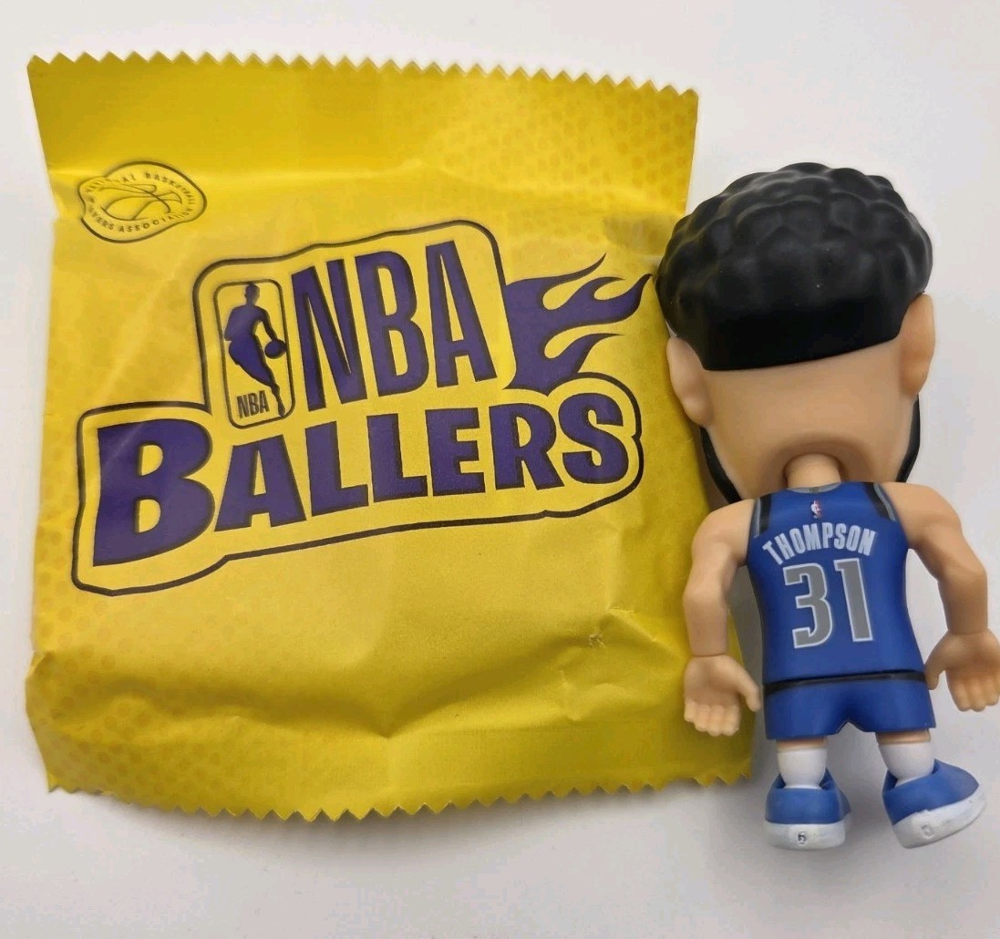 NBA BALLERS 2点セット 5 Surprise NBA Ballers Series 2 by ZURU, Licensed NBA