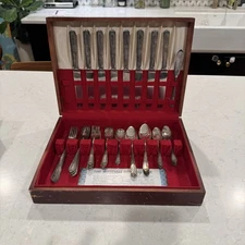 Vintage 40s 50s WM Rogers IS Cotillion Silverplate Flatware 62 Pcs Service for 8