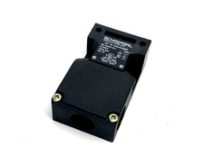 Schmersal AZ 16-12ZVRK-M20 Safety Switch 3x M20 x 1.5 Cable Entries, 101157373