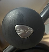 Ekornes Stressless Beautiful Leather Recliner Chair  Ottoman