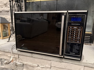 Vintage 80 s Countertop Kenmore Microwave Model 564. 8888410 Woodgrain Used NICE