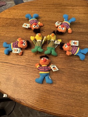 Vintage 1999 Kellogg s Food Premiums Five Ernie s And Two Berts!