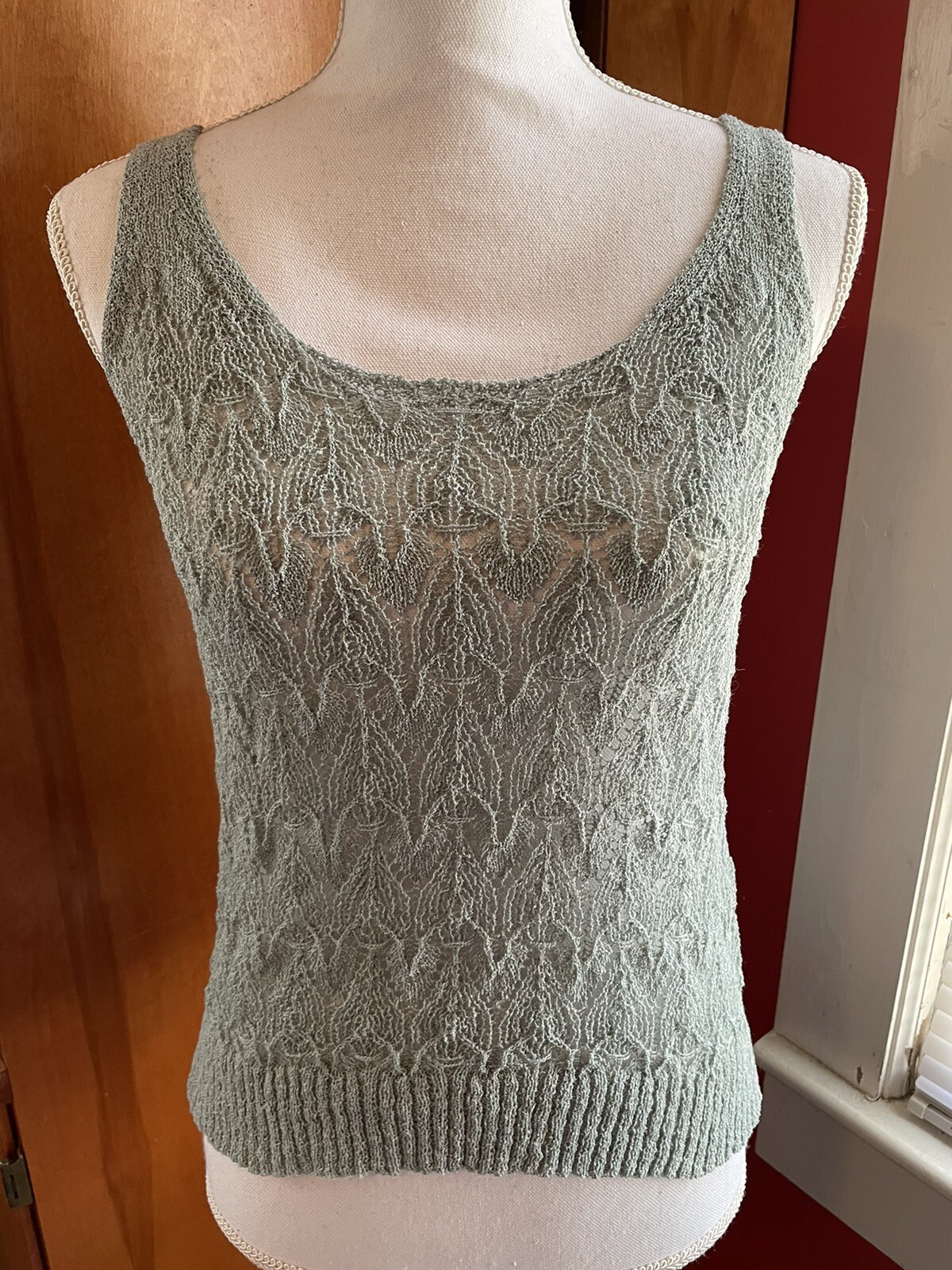 NWOT Lisa and Rose Sweater Tank Sage 