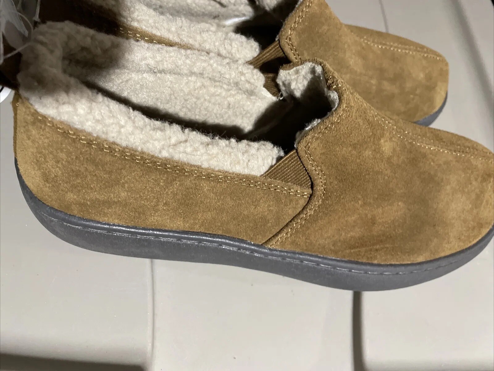 SAOLA Pantofole da uomo Mossimo~vera pelle scamosciata e sherpa~MARRONE~suola spessa~taglia 7 nuove con etichette