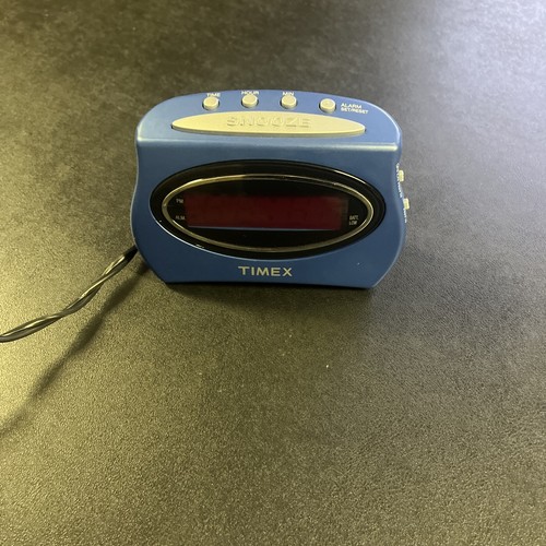 Timex T101 Digital Alarm Clock Blue - Works