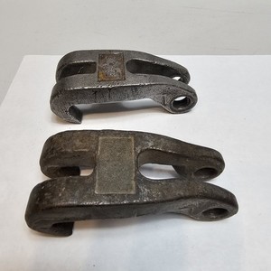 2 Mo-Clamp? Type Double Claw hook Used 4 3/4 Inch Pair