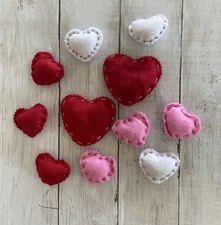 22 Valentine Heart Felt Table Scatters Fillers Red White Pink 2 Packs Of 11