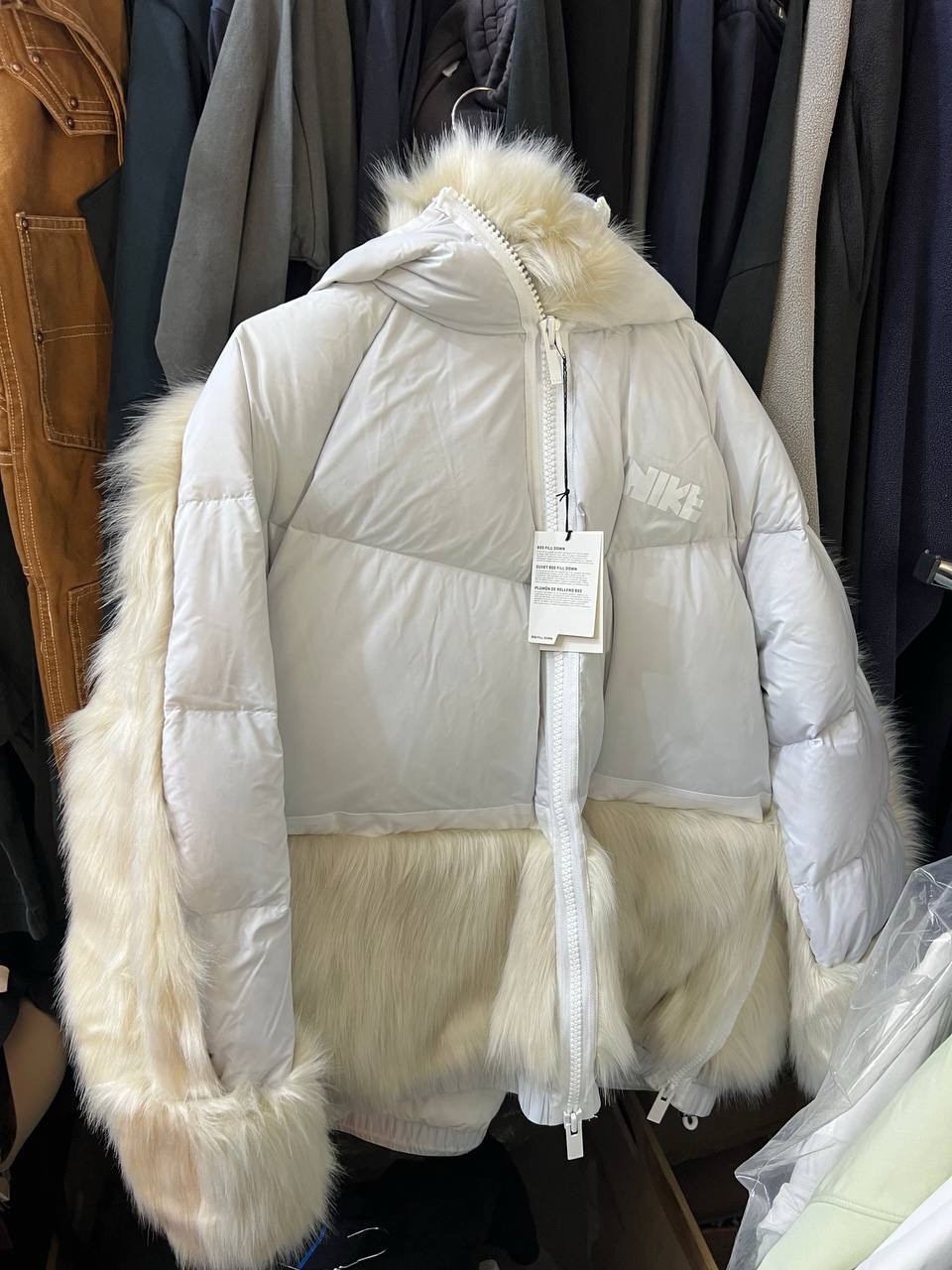 SACAI X NIKE Giacca pelliccia imbottita con zip imbottita Nike X Sacai taglia XL CT3267 043