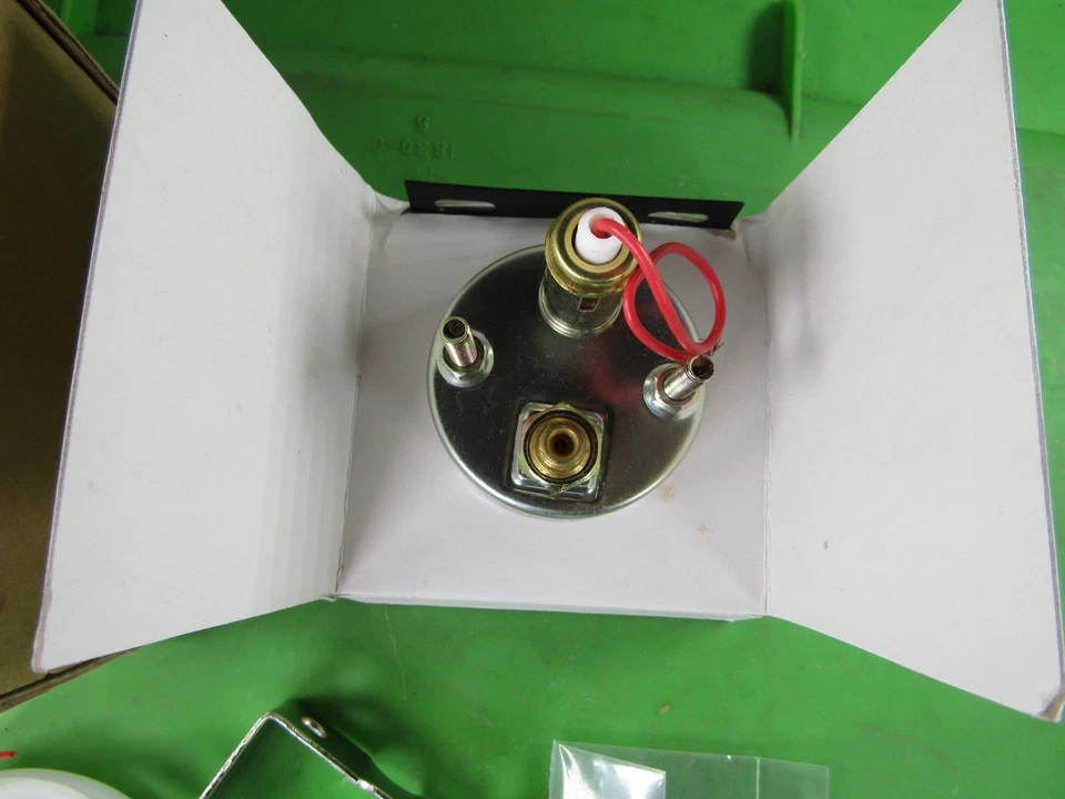 Manómetro de presión de aceite universal de 2" Jeep CJ3B CJ5 CJ6 FC-150🔥NUEVO EN CAJA🔥G-1301 Foto 4 de 4