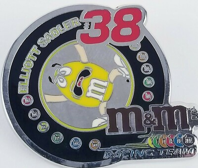 NASCAR Elliott Sadler #38 2005 M&M Car Robert Yates Racing Pin