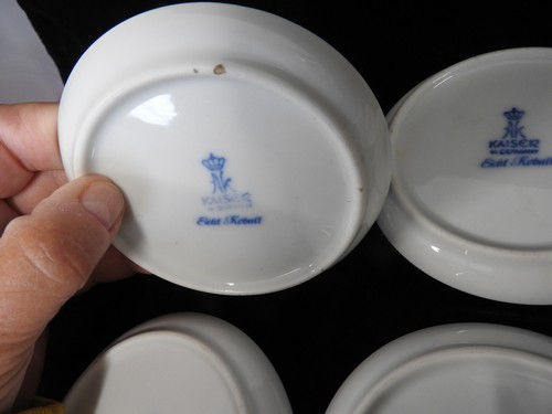 6 Vtg Kaiser West Germany Kobalt Blue & White 4" Porcelain Coasters - Heidelberg - Picture 11 of 11