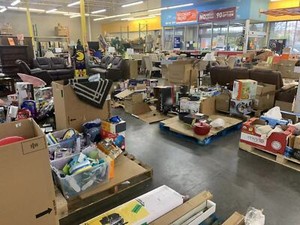 OUTLET SPACE | eBay Stores