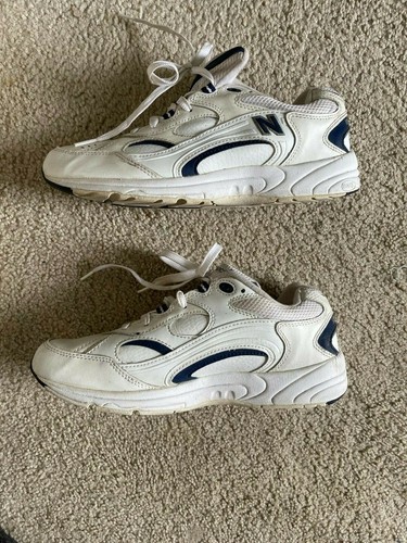NEW BALANCE 554 WALKING SNEAKERS 