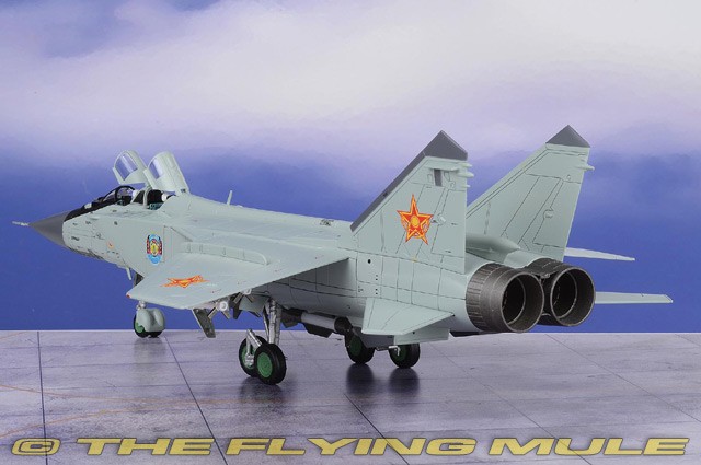 Hobby Master 1:72 MiG-31B Foxhound-A Kazakh Air Defense Forces Red