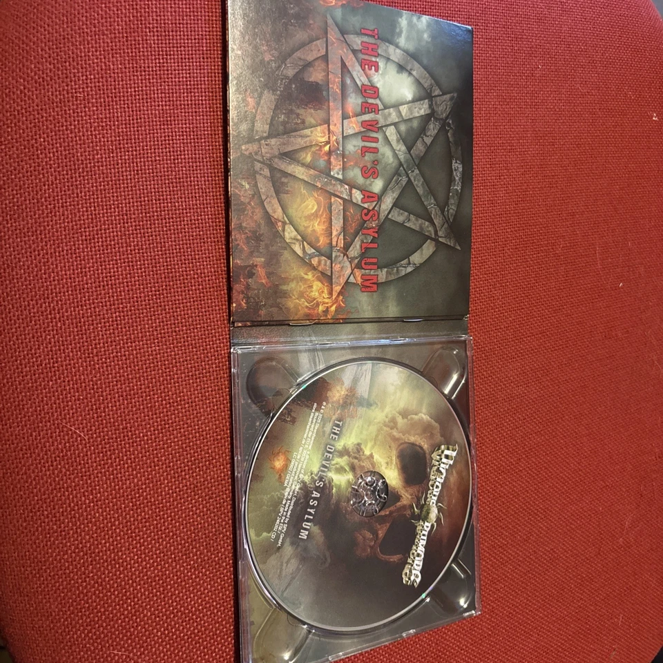 Vicious Rumors 2025 " The Devil's Asylum " - Bild 3 von 3