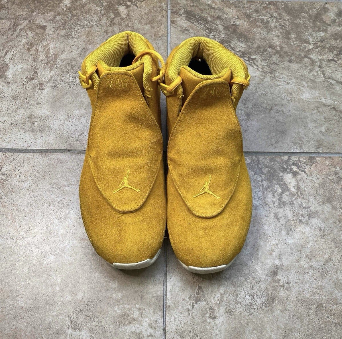 エアジョーダン18 イエロー Nike Air Jordan 18 XVIII size 7.5. Yellow Ochre Suede. AA2494-701