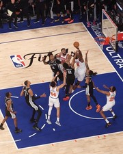 2026 NBA FiNALS New York Knicks 8x10 Glossy Photo OG Anunoby "The Tip" Winner