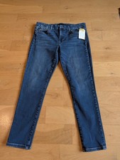 Joe's Jeans Medium Wash The Icon Mid Rise Skinny Ankle Jeans, Size 31