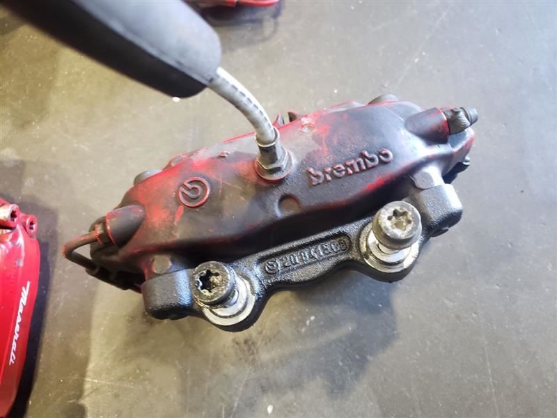 2007 Maserati Quattroporte Brake Caliper Set With Connection Lines OEM