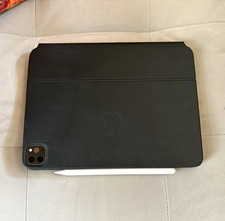 Apple iPad Pro 11in Grey bundle Wi?Fi 256MB 8GB USB?C + stylus + Keyboard Case