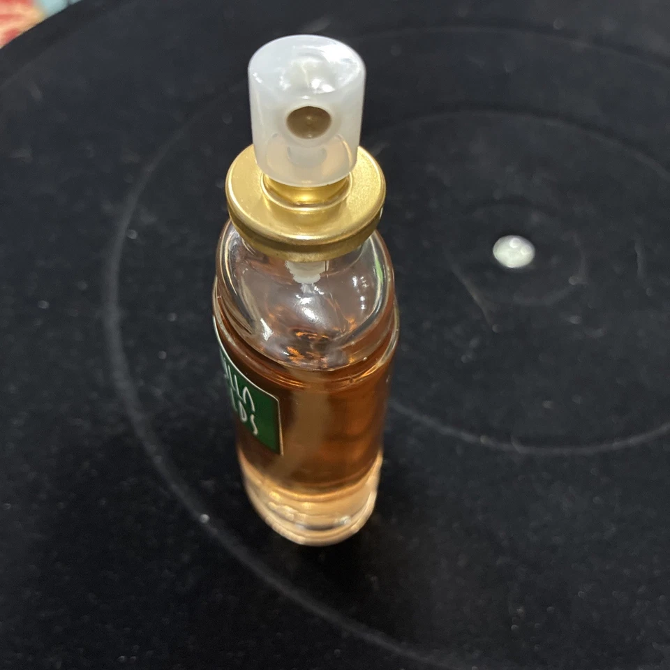 Perfume en spray de colonia Vanilla Fields COTY 1 fl oz original de colección Foto 3 de 4